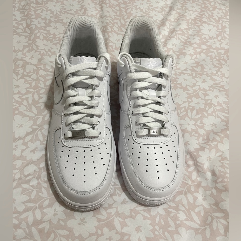 Men’s Air Force 1’s 2007 low tops